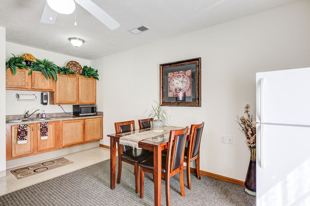 Photos and Video of Olde Hickory in Coshocton, OH